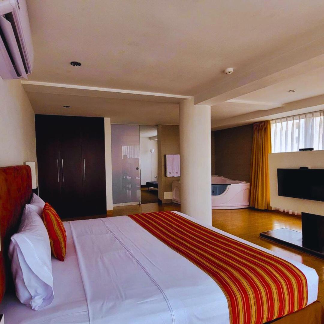 Allpa Hotel & Suites ลิมา ภายนอก รูปภาพ